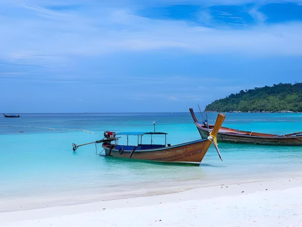 The Green Hotel Koh Lipe Exterior photo